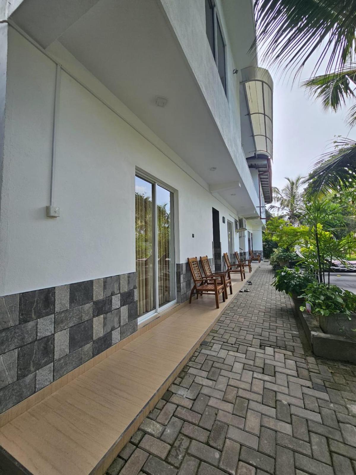 Optimum Residencies Bed & Breakfast Negombo Exterior foto